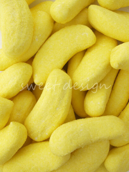 Nubes amarillas de plátano para buffet de chuches