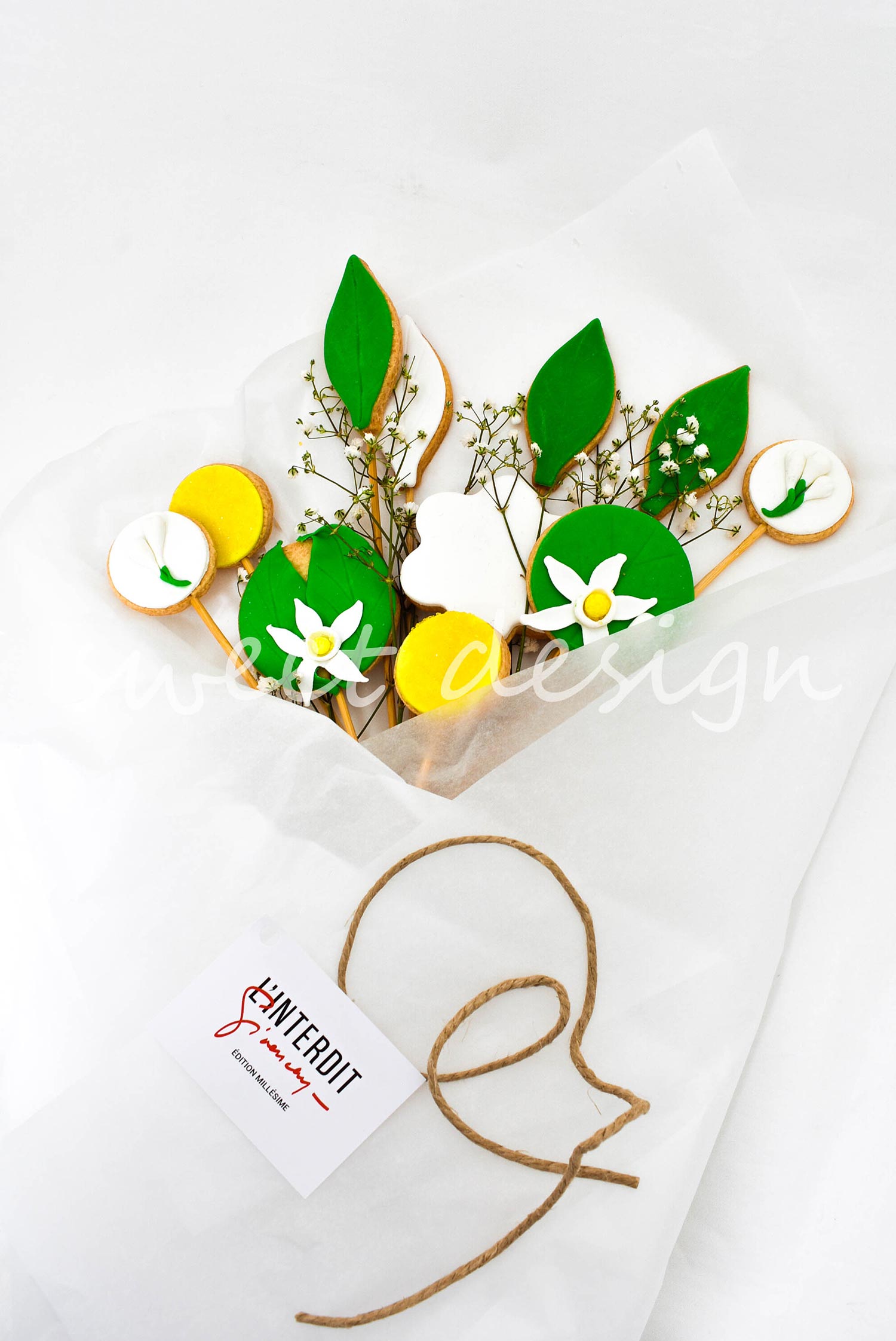 Discreto novato Multiplicación Ramo de Flores de Galletas (Givenchy) - Sweet Design Repostería